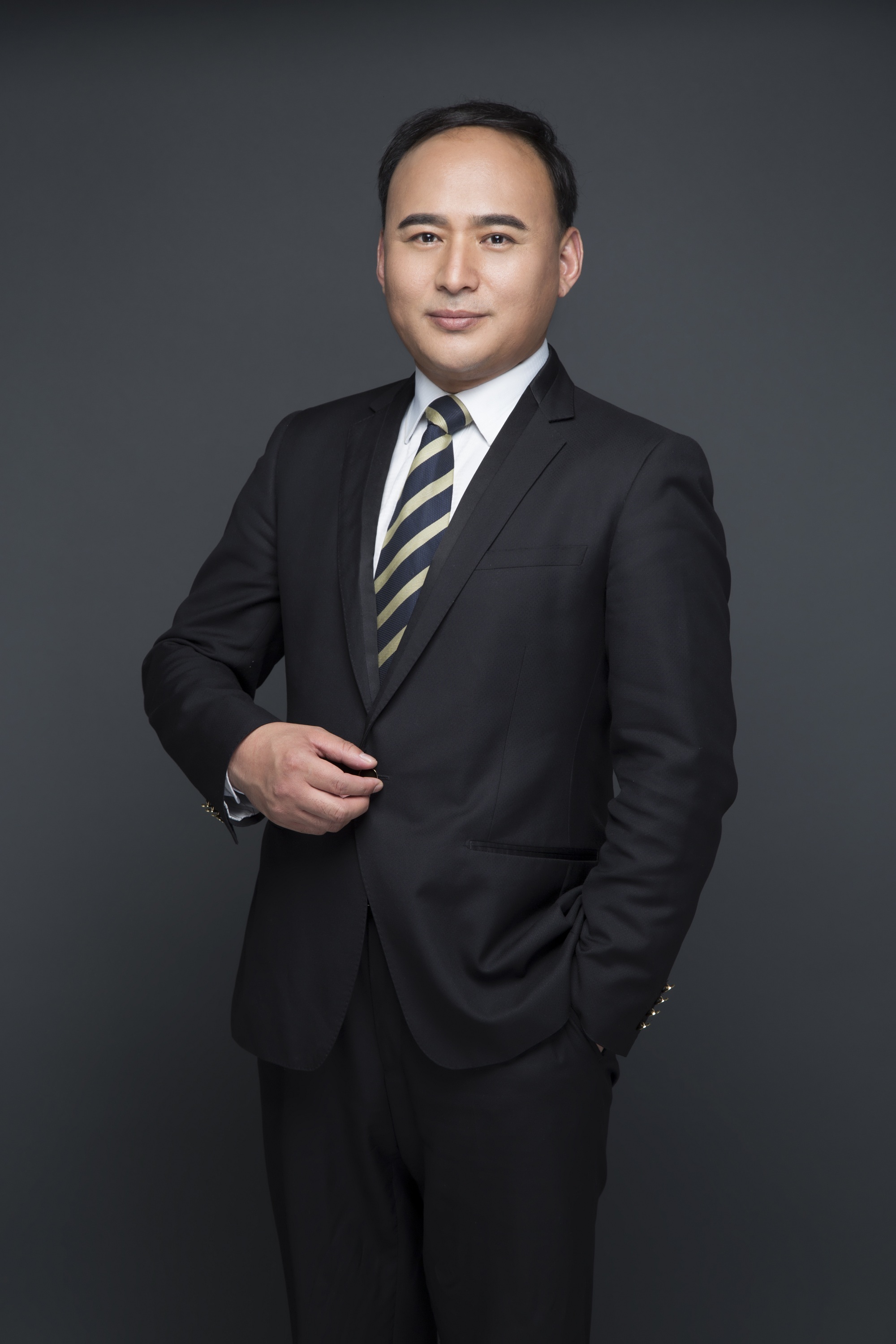 曹贵荣 调色与视觉增强负责人